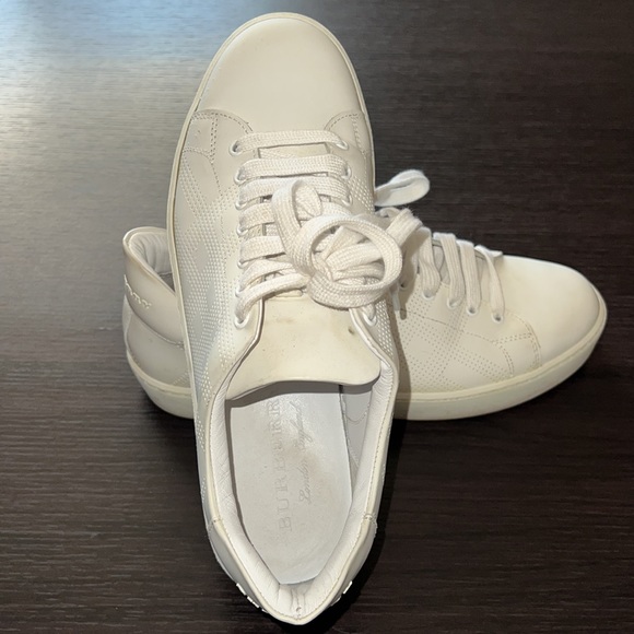 Burberry Leather sneakers - Picture 4 of 9